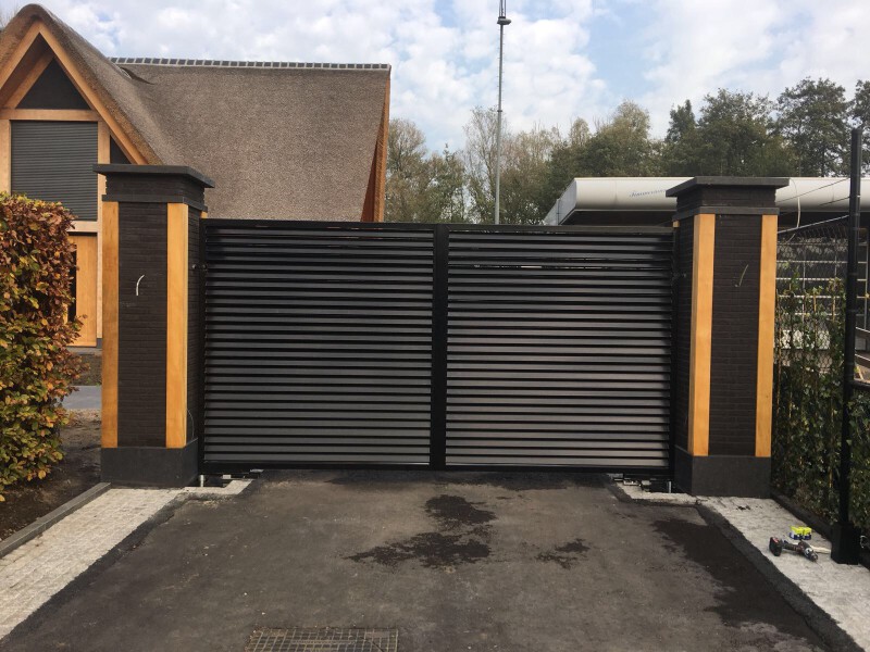 Draaipoort met Lamellen 3 v2