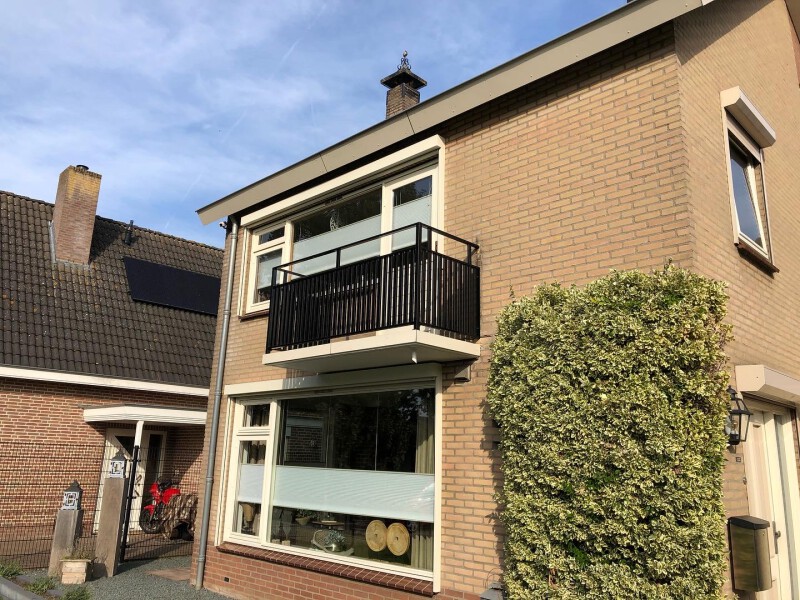 balkonhekwerk Model Hamburg met kokers