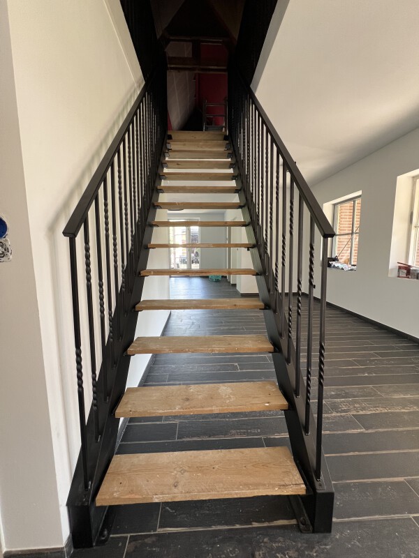 trapleining met sierspijlen